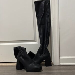 Pull&Bear Black Over the Knee Boots with Chunky Heel